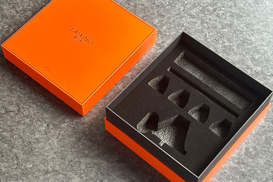 Boîte à parfum rigide
